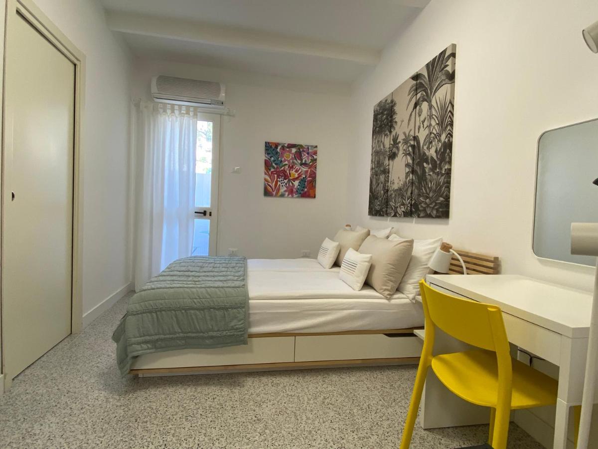 8+8 Appartamento Con Garage Ливорно Экстерьер фото